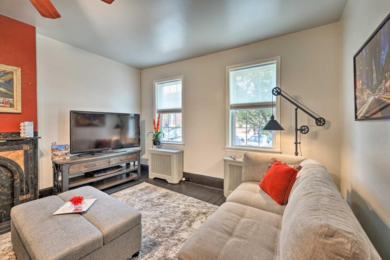 Walkable Philly Crash Pad In Coveted Passyunk! *