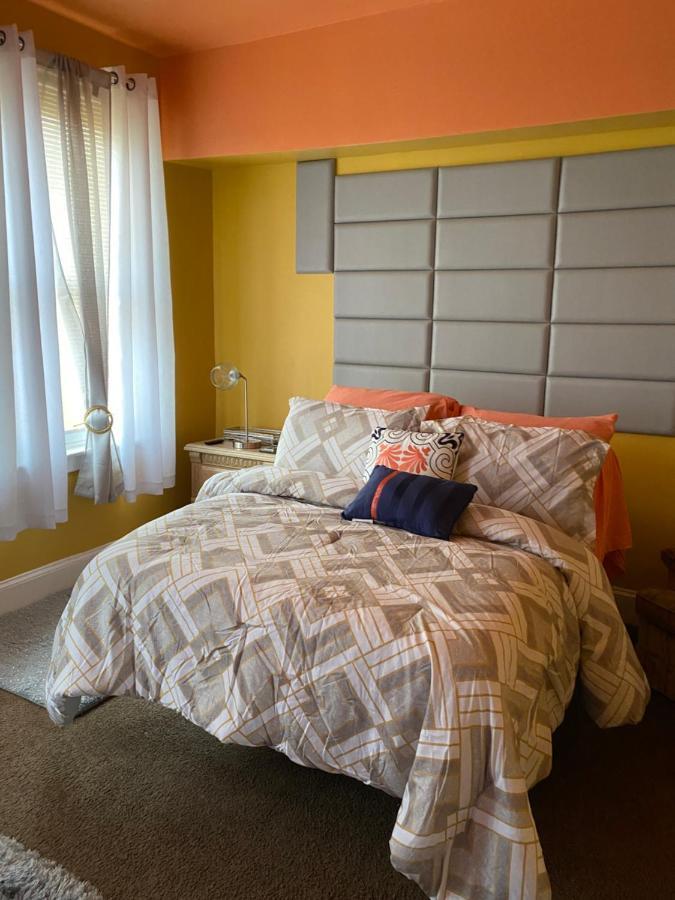 Bed By The Hour Holiday home *