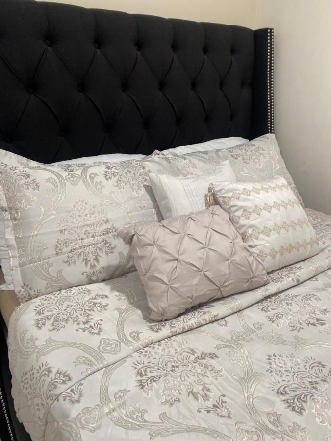 Private In South Philly Near Arenas! Homestay Philadelphia