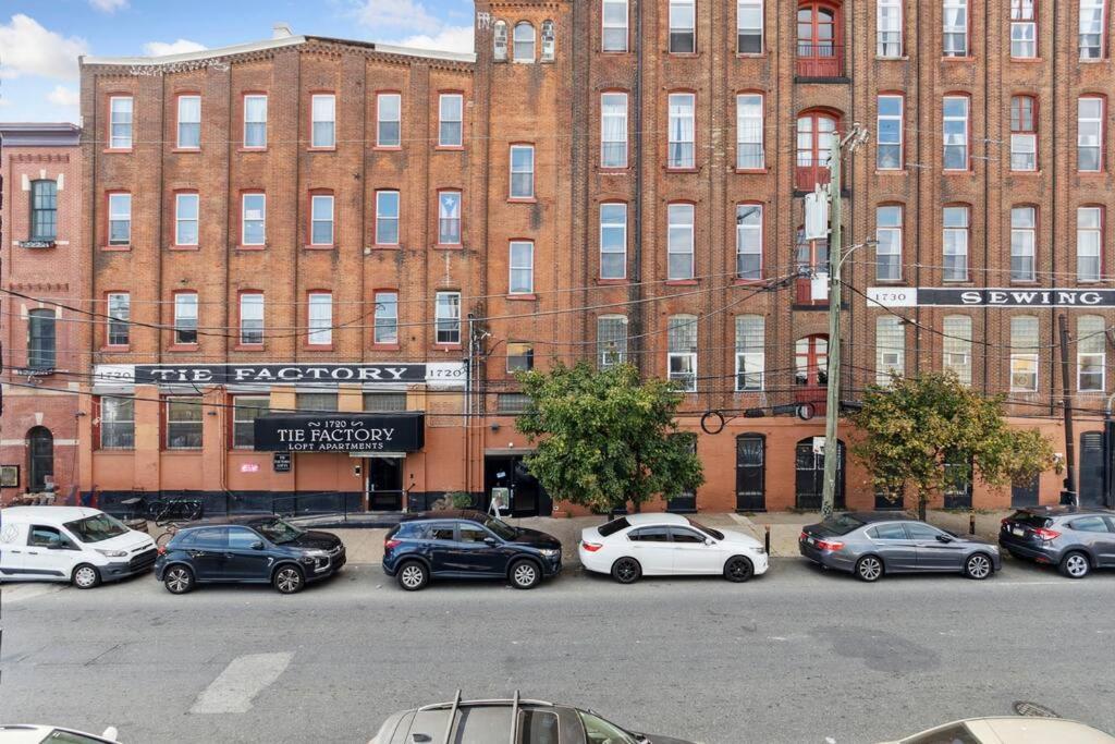 Apartment Chic Artist Flat On Fun Brewery & Restaurant Strip Philadelphia