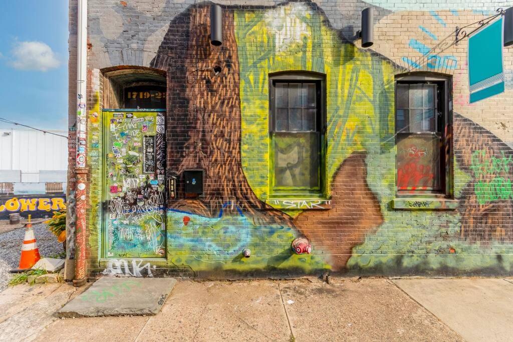 Chic Artist Flat On Fun Brewery & Restaurant Strip Apartment Philadelphia
