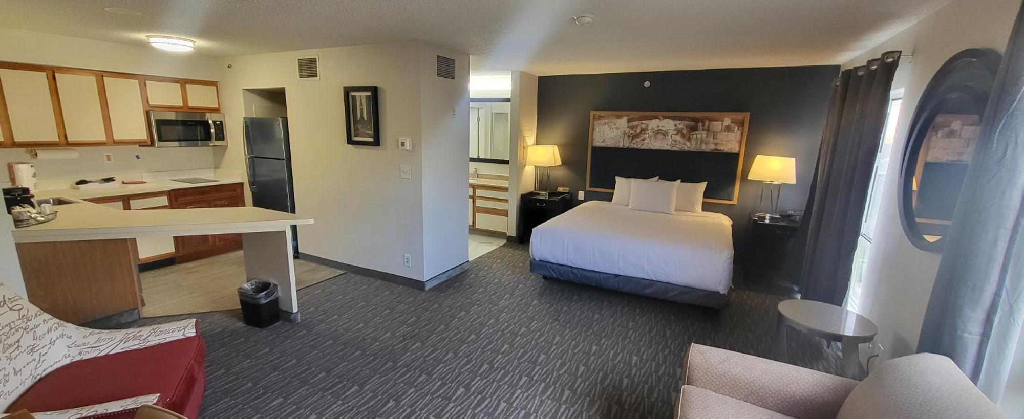 At Airport - An Extended Hotel Philadelphia