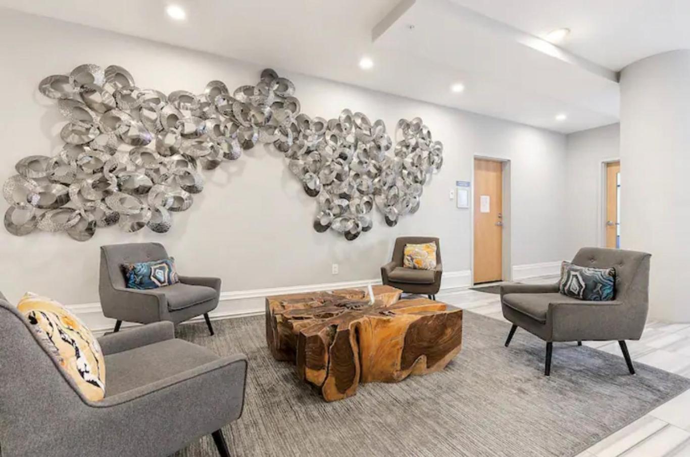 Apartment Modern W Rooftop Pool Philadelphia