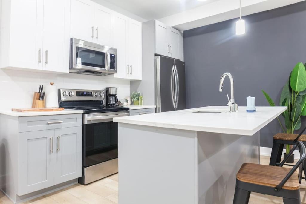 3bed-3bath+basketball+crib+central+modern *