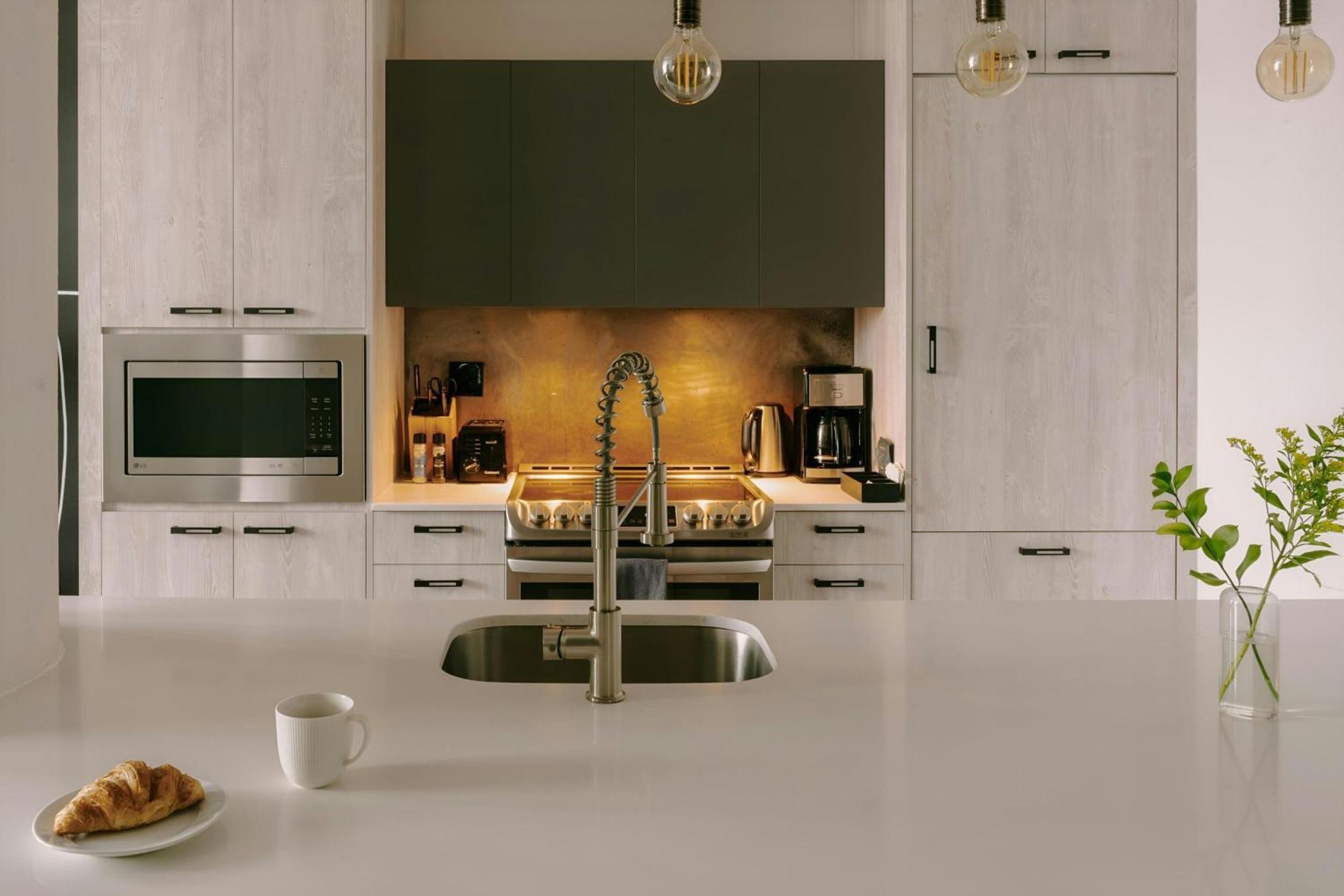 Sonder By Marriott Bonvoy The Heid Apartments Loft District 4*