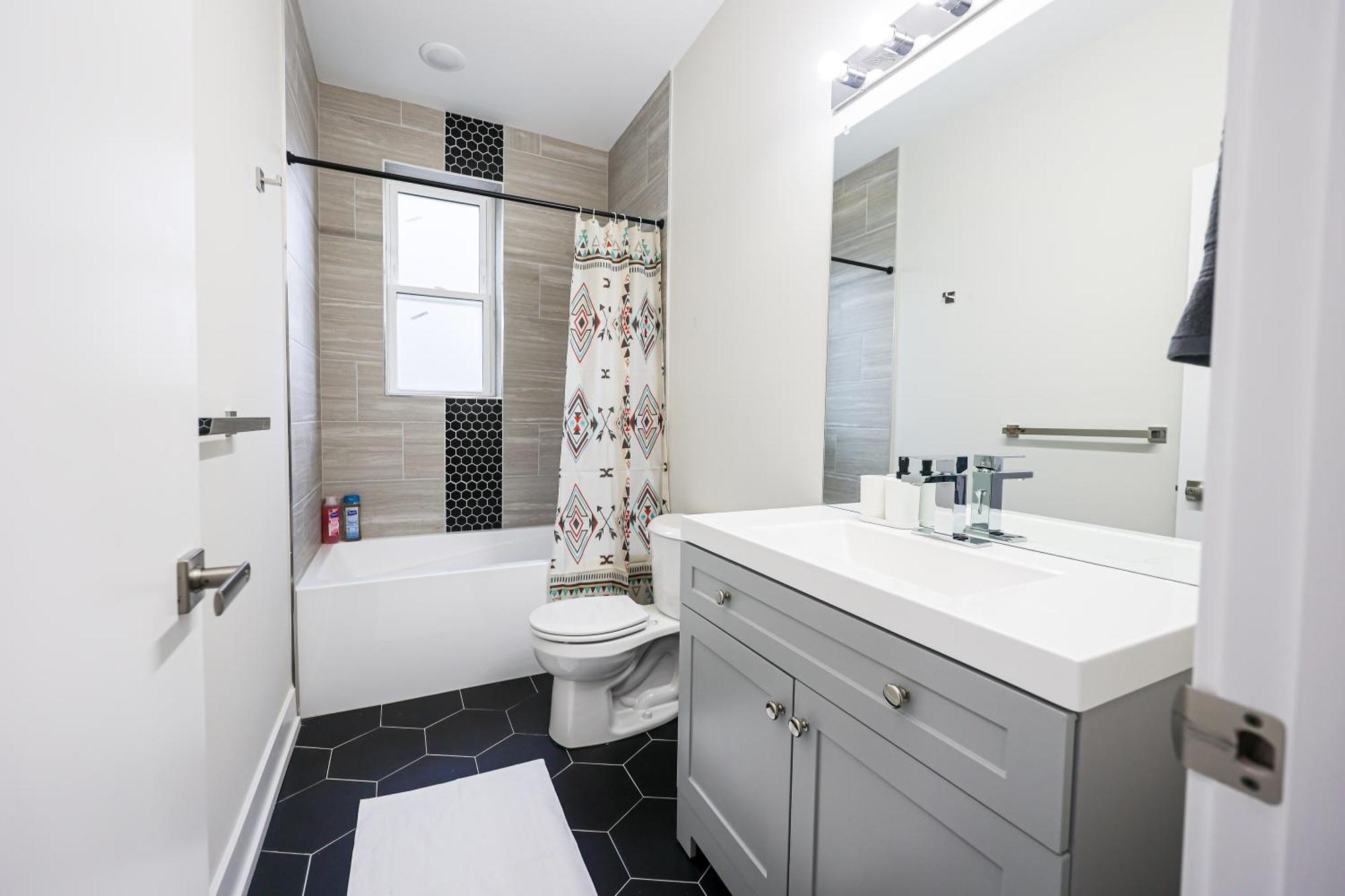1bed1bathkingbedcentralwdwifi Philadelphia
