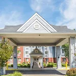Microtel Inn & Suites By Wyndham Philadelphia Airport