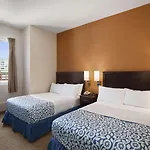 Days Inn By Wyndham Philadelphia Convention Center
