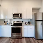 Stay At Luna On Ridge Ave