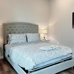 Stay At Luna On Ridge Ave