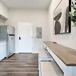 Stay At Luna On Ridge Ave