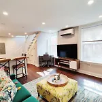 Charming 1Bdr In Central Rittenhouse Square With Patio Hosted By Stayrafa