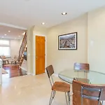 Walk Everywhere From Renovated 3Bd Bella Vista Gem