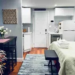 Luxe City Hall Suite By Rittenhouse Square