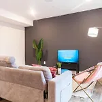 Twobdrm Spacious Retreat-Wd-Wifi Freeparkings