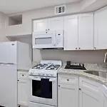 Newly Built 2 Bdrm-By Philly Center City