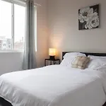 Stylish 2Br1Ba Free Parking Queen Beds