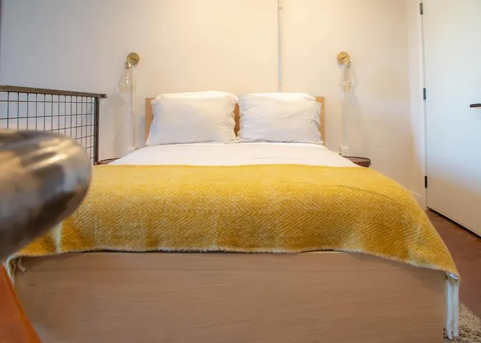 Center City Loft, Contactless Check In, Mayor\'S Study