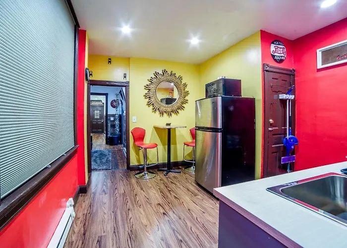 Private! Cool! Comfy! 1 Bedroom Apt.