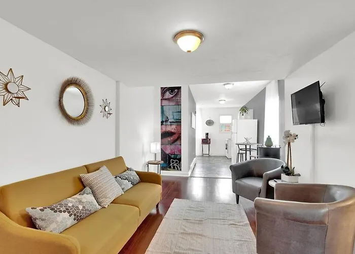 Open Flat By Park & Metro