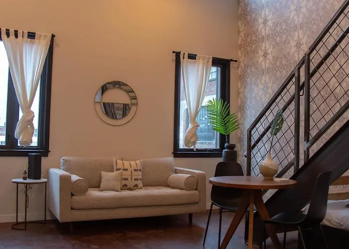 Reading Viaduct Loft, City Center, Contactless Check In
