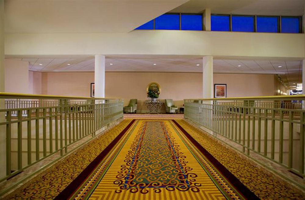 Airport Marriott 4*