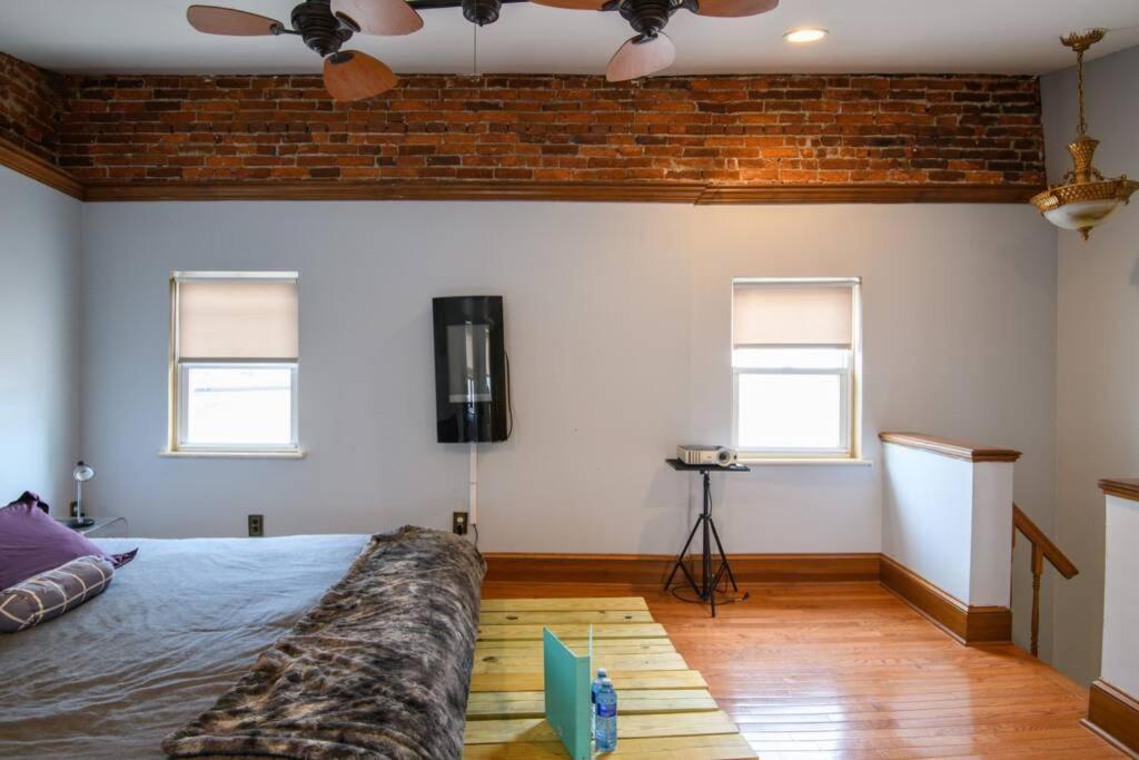 Apartment Thee Tree House Pennslanding, Queen Village, Tla, B *