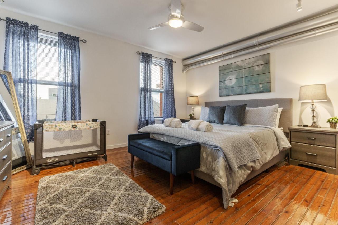 Apartment Luxury 1br Old City-king Bed Walk To Liberty Bell & Independence Mall - Free Parking! Philadelphia
