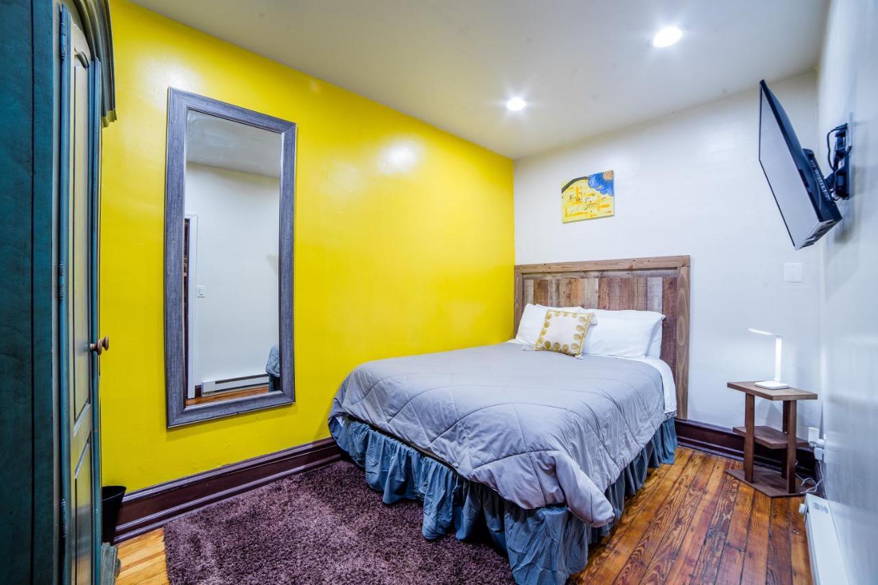 Apartment Private! Cool! Comfy! 1 Bedroom Apt. *