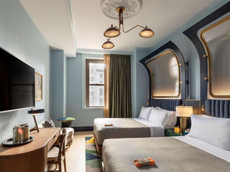 Canopy By Hilton Center 4*