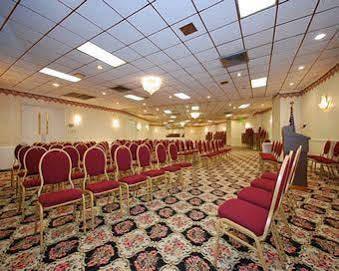 Hotel Arpt-stadium Area By Ihg Philadelphia