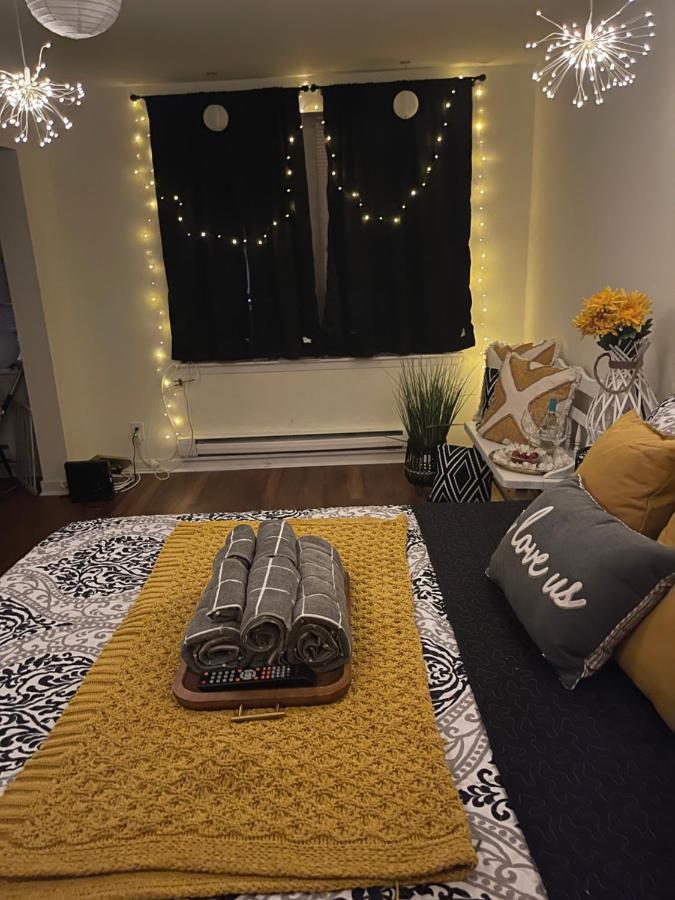 Memory Lane, University City, Free Street Parking, Zip Car Site Apartment