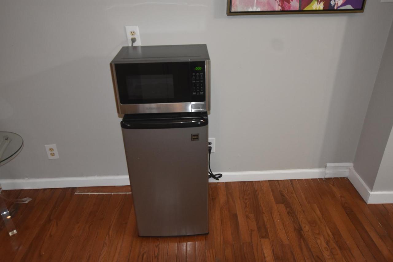 Tla - The Sunflower - Penn's Landing Apartment Philadelphia