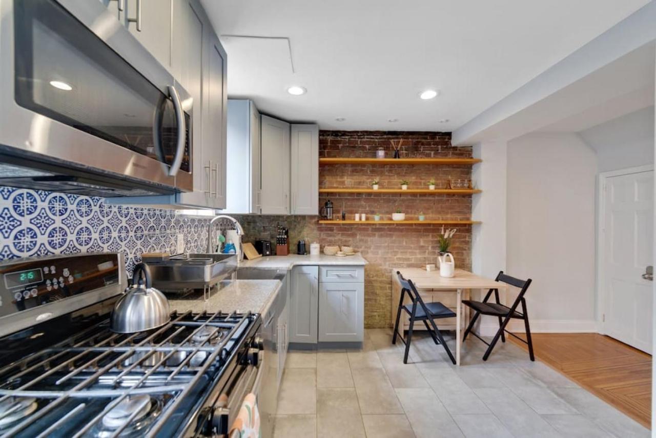 Stylish Rowhome-fishtown-near Shops