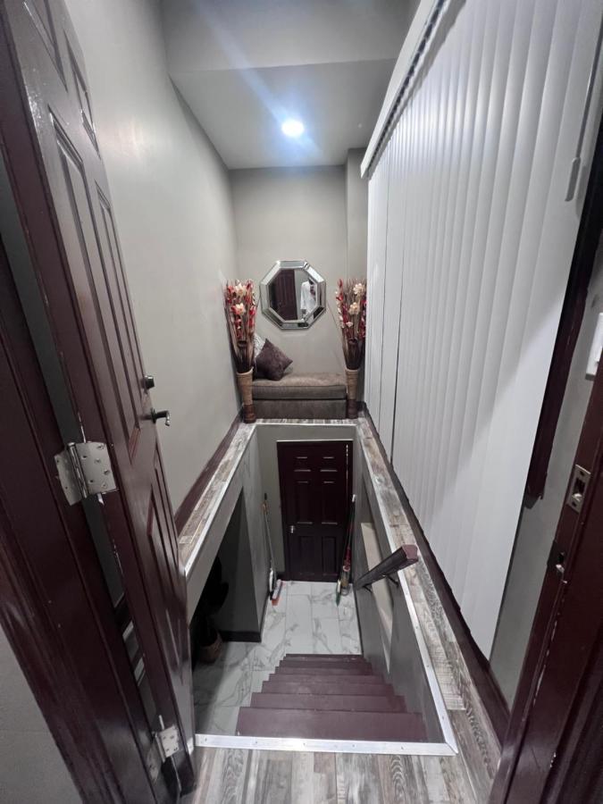 Luxury 1 Bedroom In Apartment