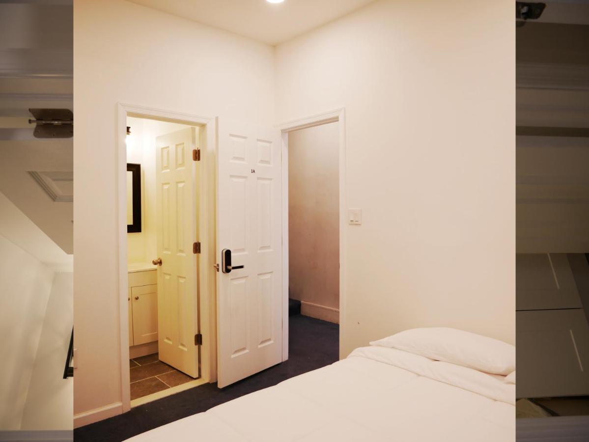 Apartment Oui On Ludlow - Entire House And Private In Philadelphia