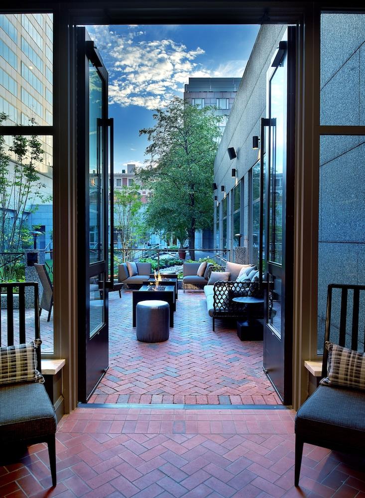 The Logan Philadelphia, Curio Collection By Hilton 4*