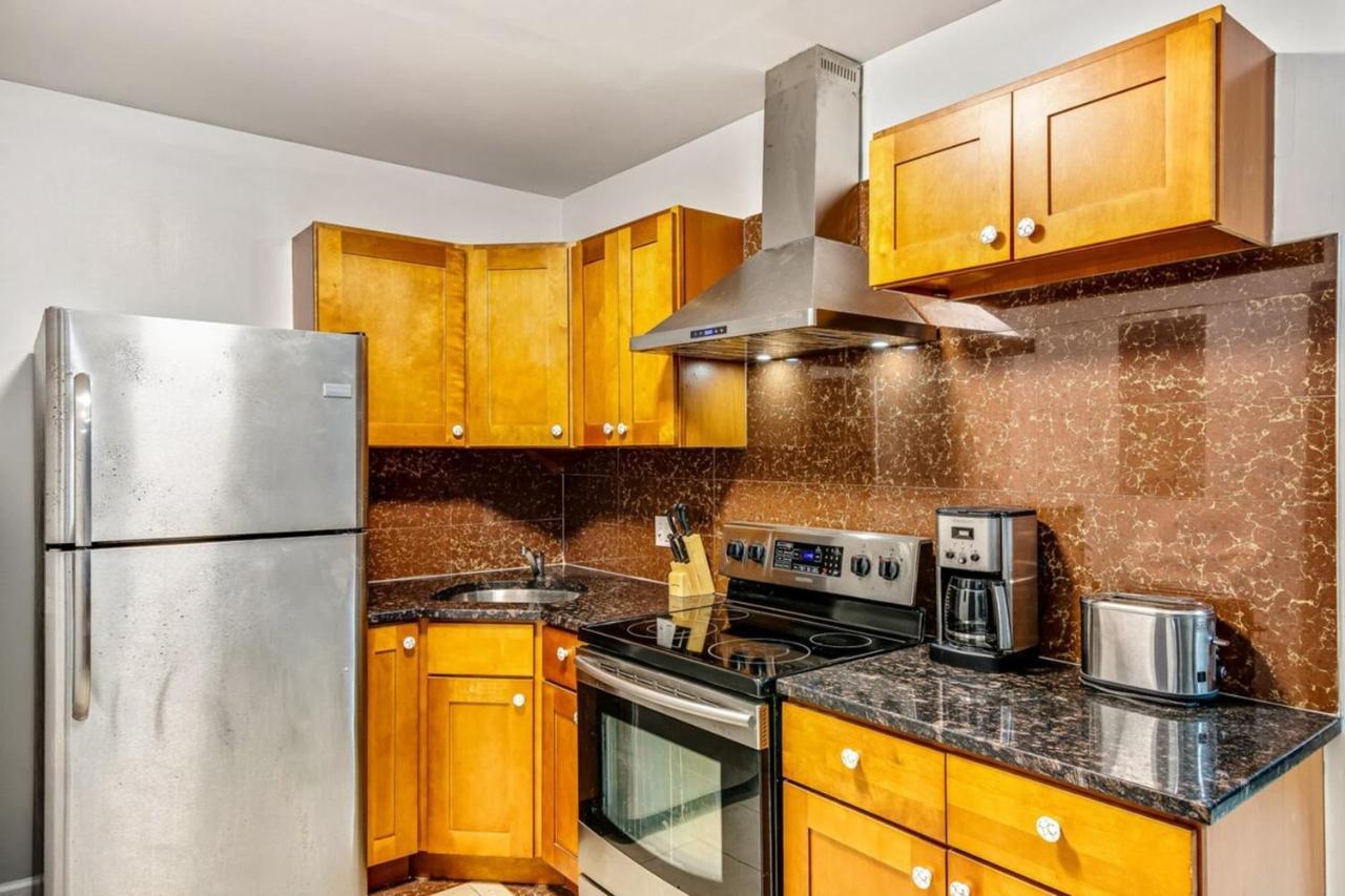 Apartment Bee In The