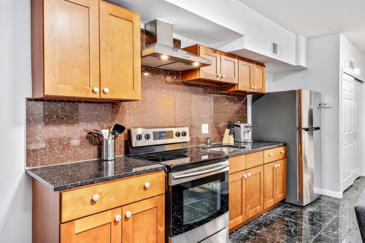 Cozy 1bd Steps Away From Convention Center Apartment Philadelphia