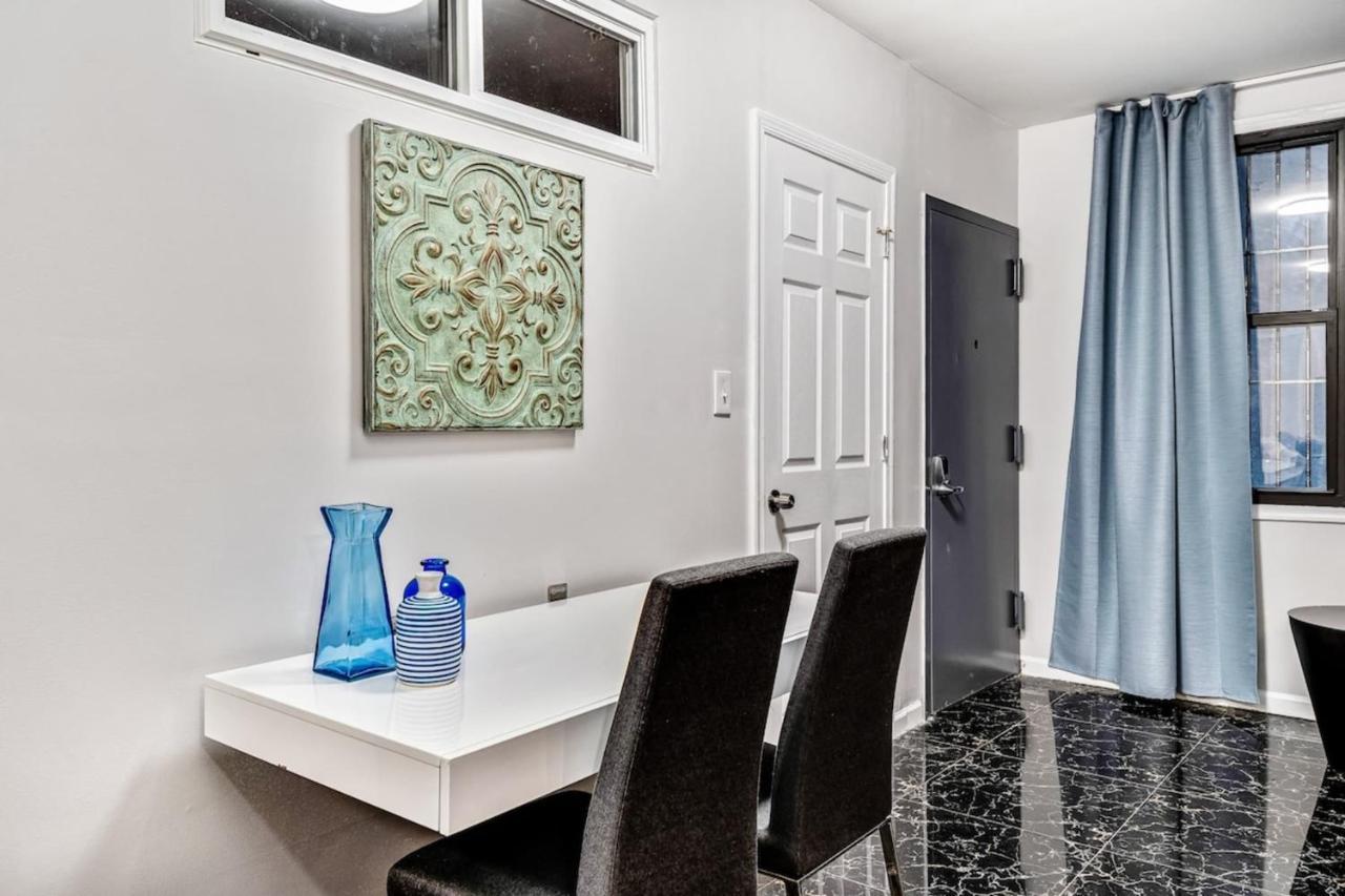 Cozy 1bd Steps Away From Convention Center Apartment *