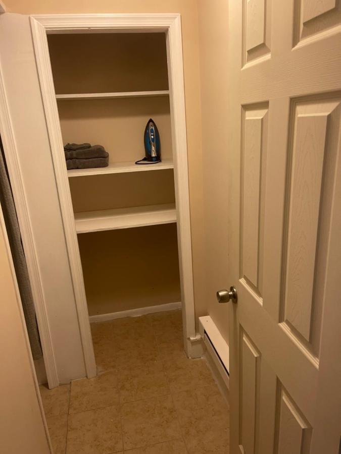 1Br Lovely Space Rental Unit Free Parking Apt 1B * Philadelphia
