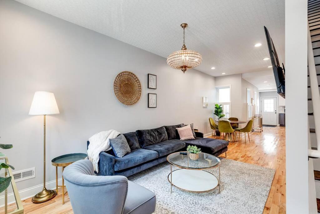 Trendy Fairmount Gem-5 Star Location, Roof Deck, Parking, Gr8 For Families