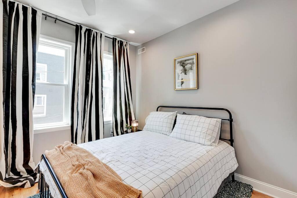 Apartment Trendy Fairmount Gem-5 Star Location, Roof Deck, Parking, Gr8 For Families *