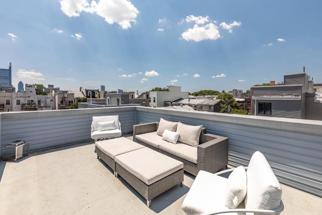 Trendy Fairmount Gem-5 Star Location, Roof Deck, Parking, Gr8 For Families Apartment *