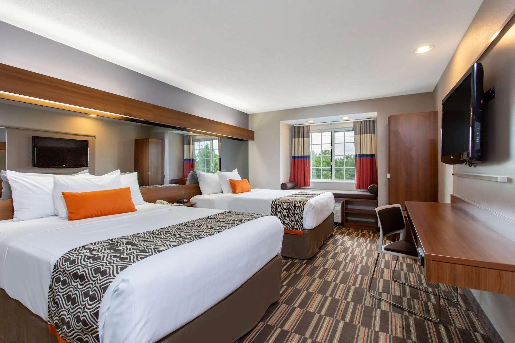Microtel & By Wyndham Airport 2*
