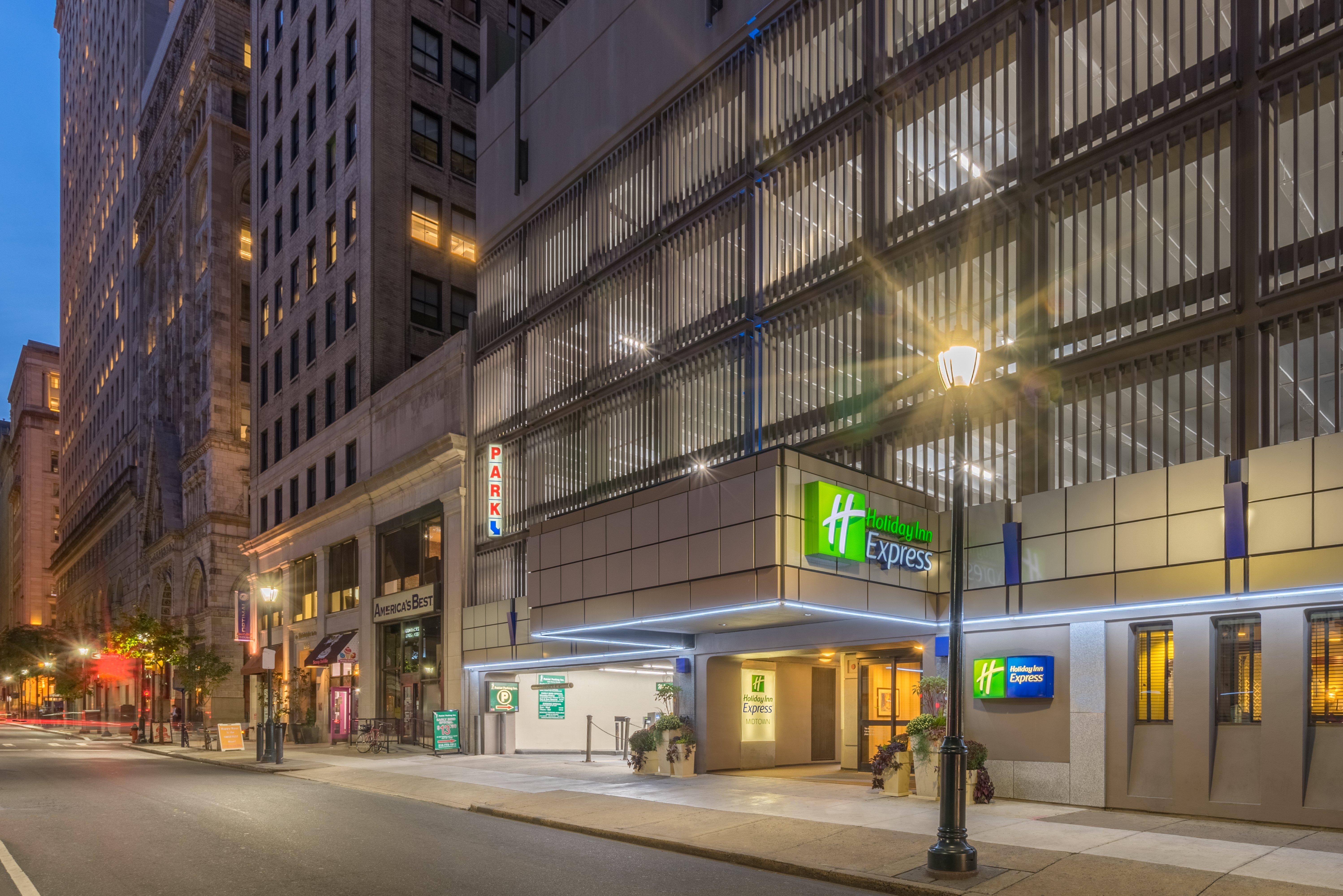 Hotel Holiday Express Philadelphia-midtown By Ihg 3*