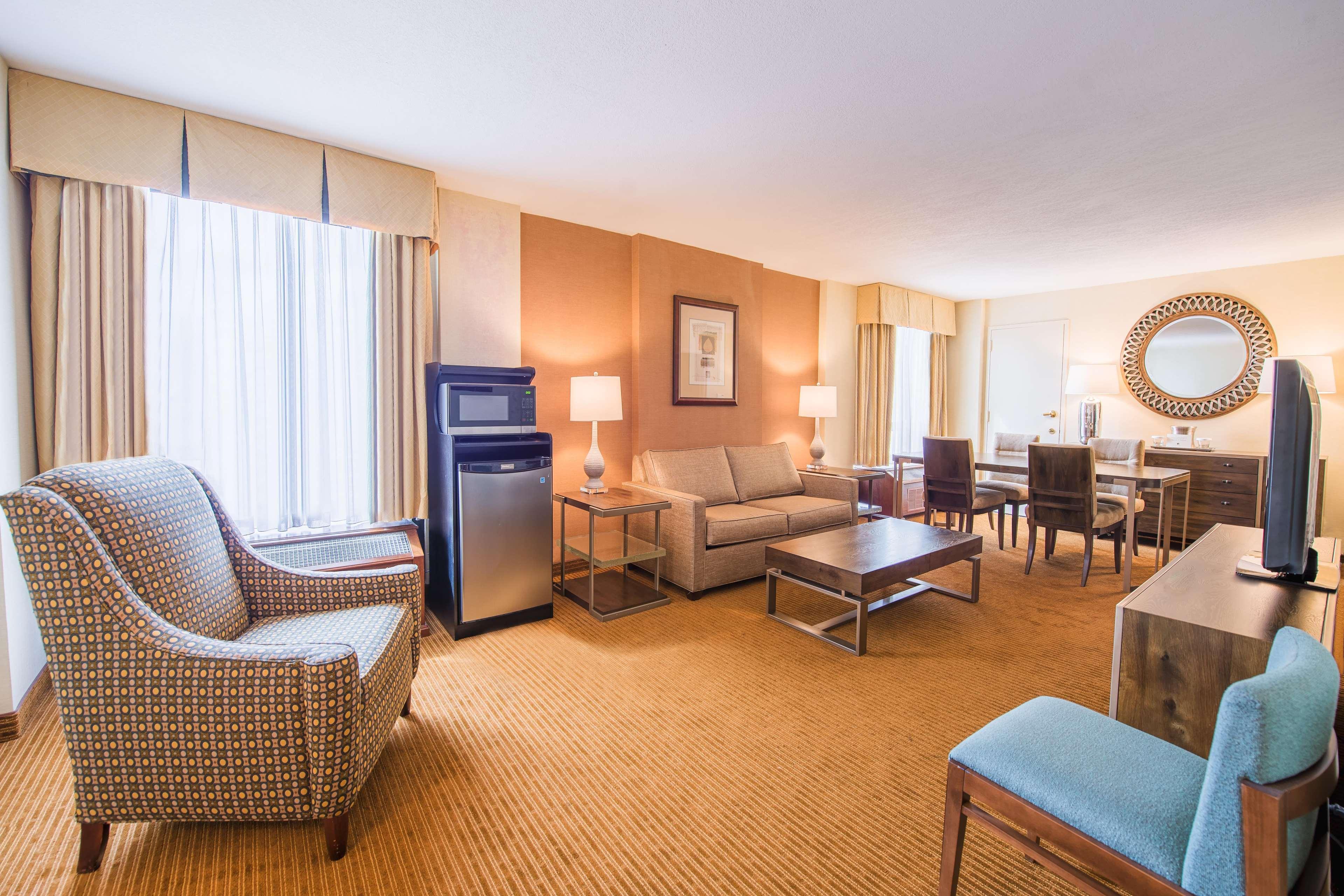 Doubletree By Hilton Airport Hotel Philadelphia