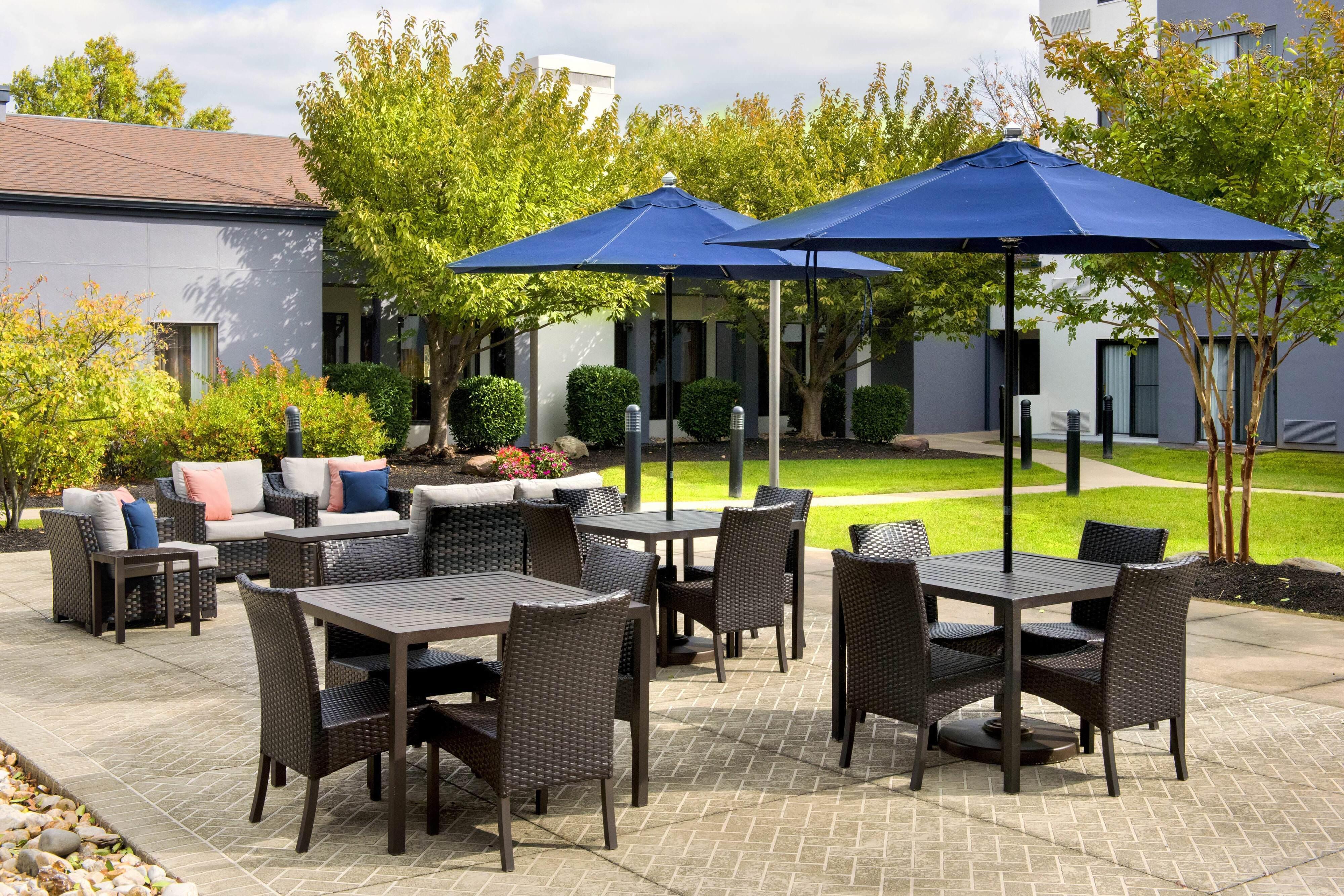 Sonesta Select Airport Hotel 3*