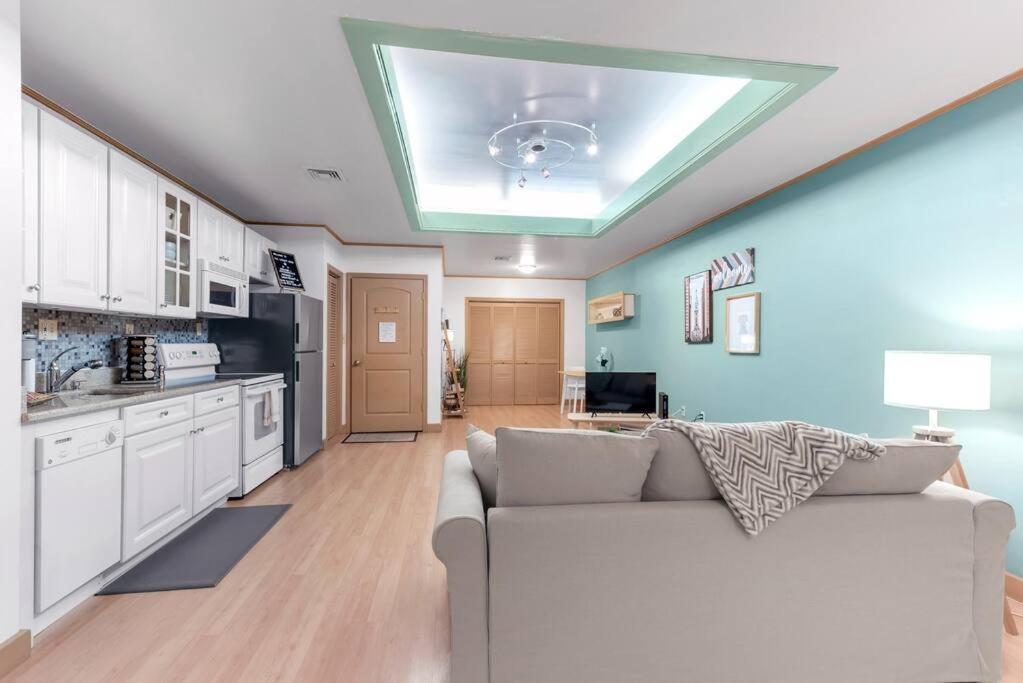 Heart Of Old City! The Liberty Room! Wifi/neflix Apartment *