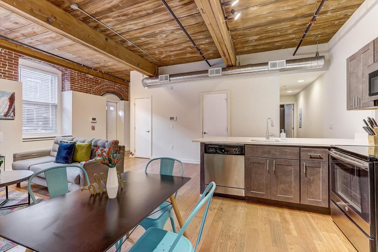 Frontdesk 1133 N 4th St Apts Northern Liberties Apartment